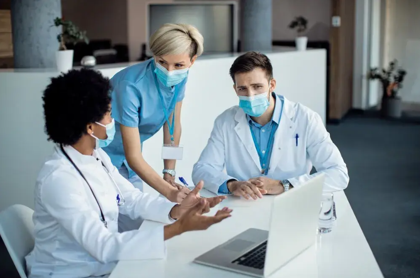 The Many Ways Knowledge Management Can Improve the Quality of Patient Care